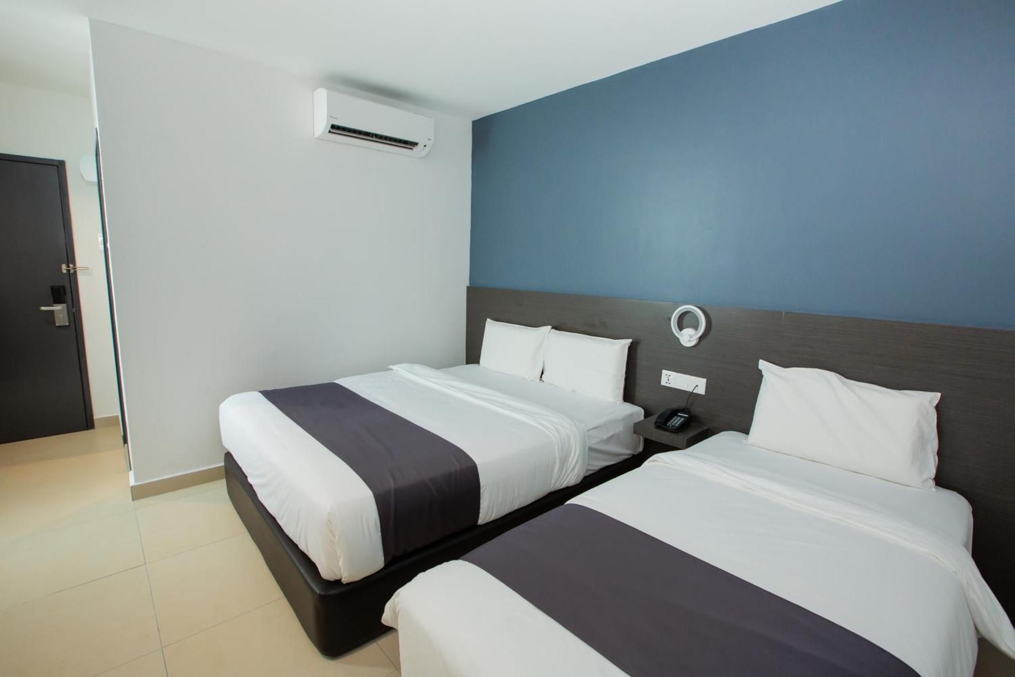 1 Hotel Signature Port Dickson Esterno foto